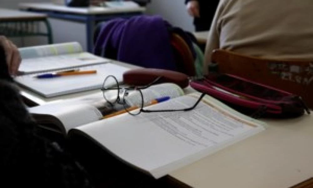 Θεσσαλονίκη: Μαθήτριες από τη Νάουσα έφτιαξαν ρομπότ που διπλώνει τα ρούχα